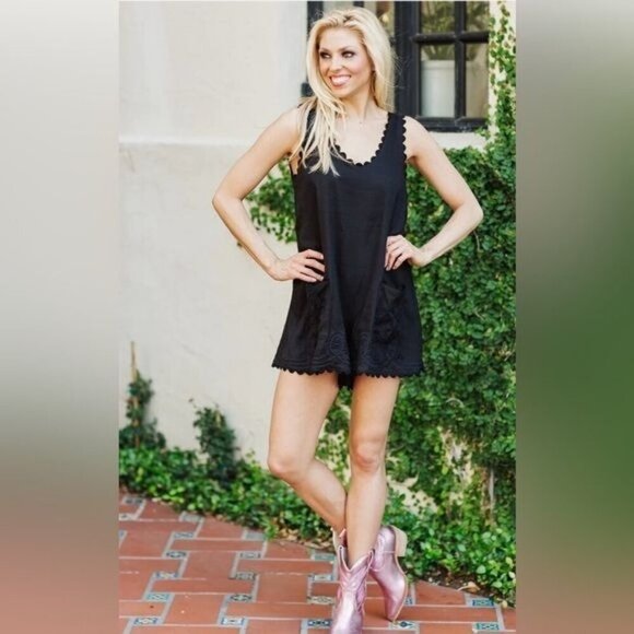 J Marie The Kyler Romper black sleeveless scalloped S, M - Picture 2 of 5